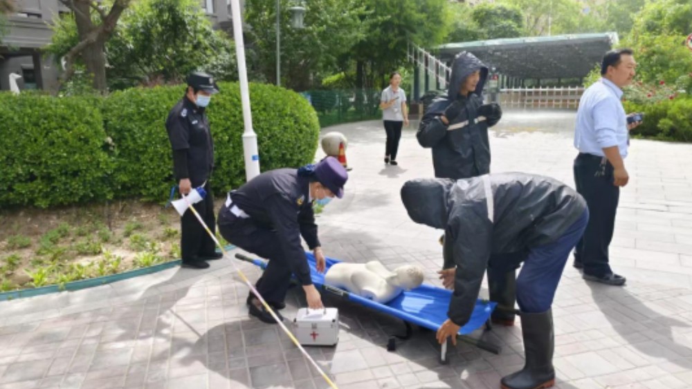 银川市兴庆区观湖社区：实战演练筑防线，依法防汛保平安