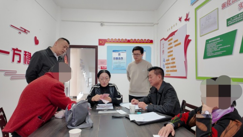 新疆生产建设兵团第九师一六一团司法所温情调解荒唐借贷案