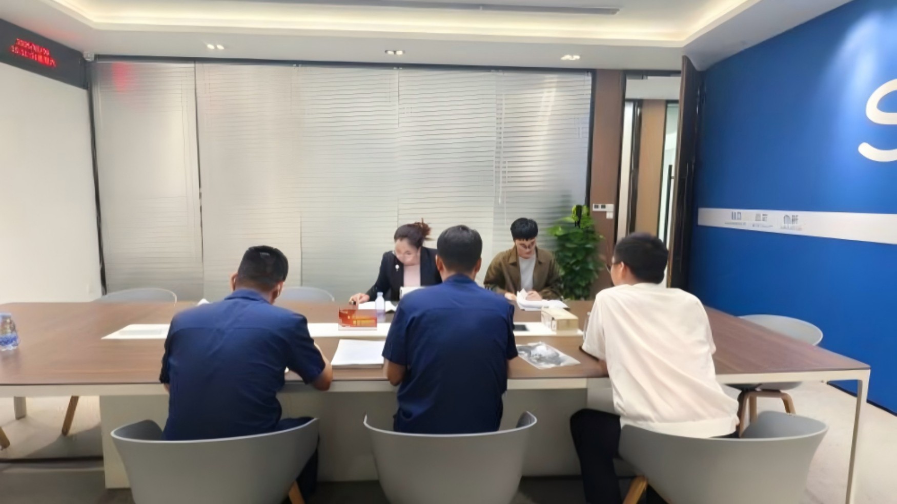 创新打造统一管理、全链自律、协同解纷的商事调解模式