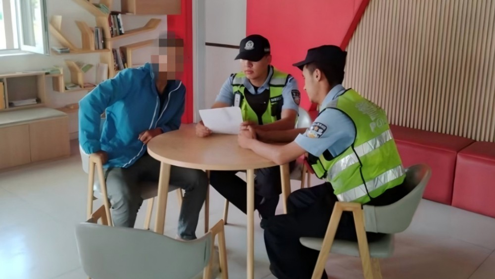最美旅途遇见最美藏蓝——福建骑行者在新疆伊宁公安的帮助下重获前行力量
