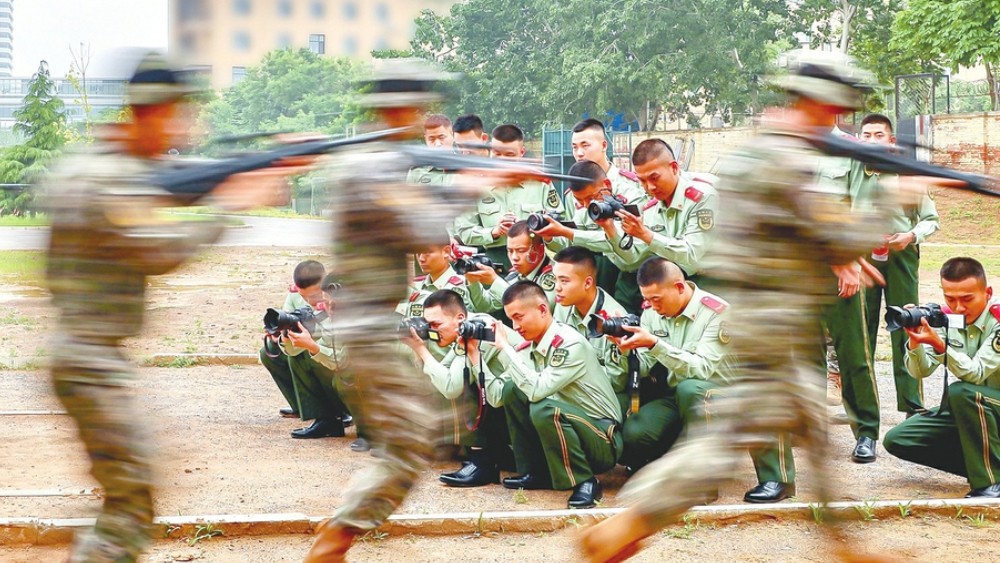 强笔头 精镜头