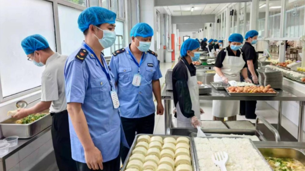 巨野：筑牢食安防线 全力护航高考