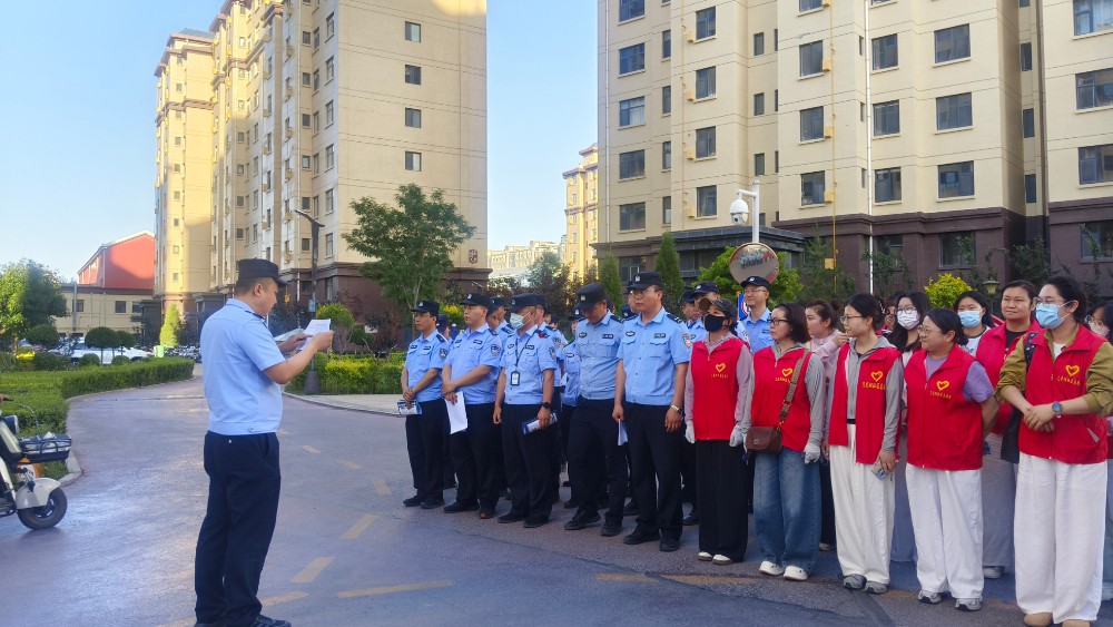 吴忠市利通区乃光湖社区：警社联动扫楼入户 精准普法筑牢防线