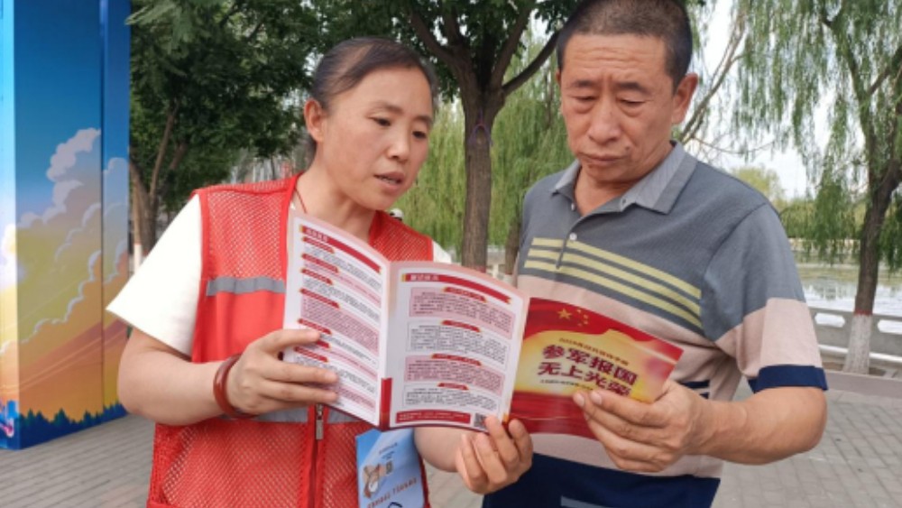 银川市兴庆区景湖社区：普法宣讲明兵役义务 政策解读燃报国青春