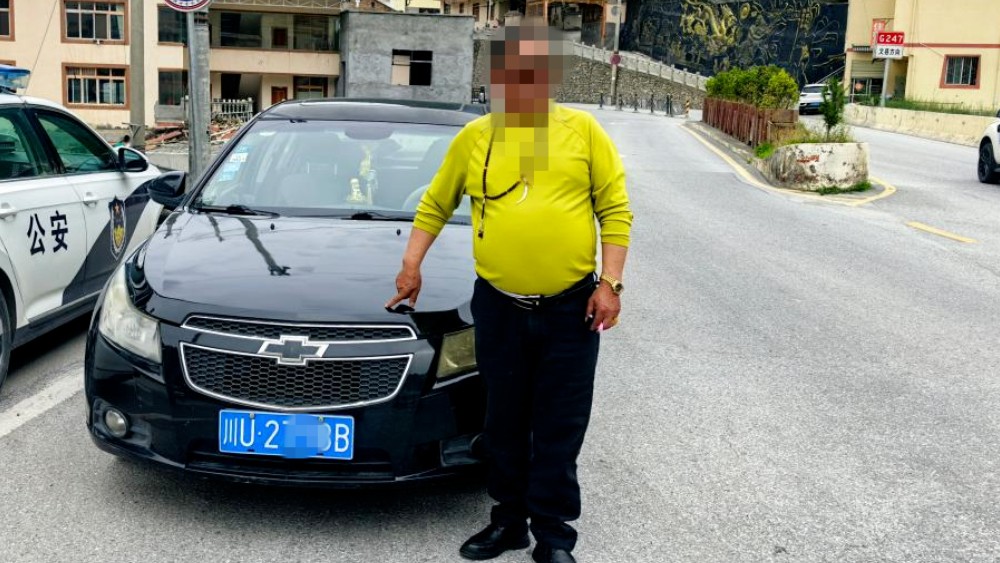 无证驾驶，双双被拘！严查两起交通违法