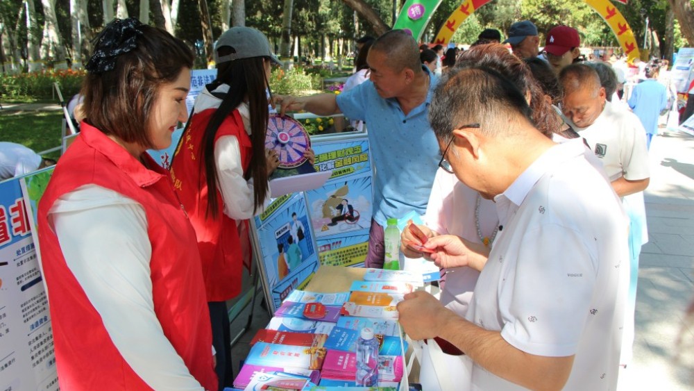 新疆伊宁市司法局开展防非反诈系列宣传活动