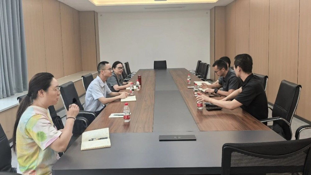 南充市律师协会携手南充临江新区管委会开展“法润临江”入企专项法律服务