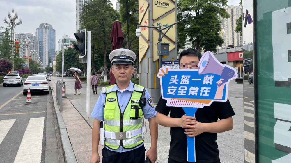 巴中公安交管深化“五选一”宣教模式 筑牢夏季道路安全防线