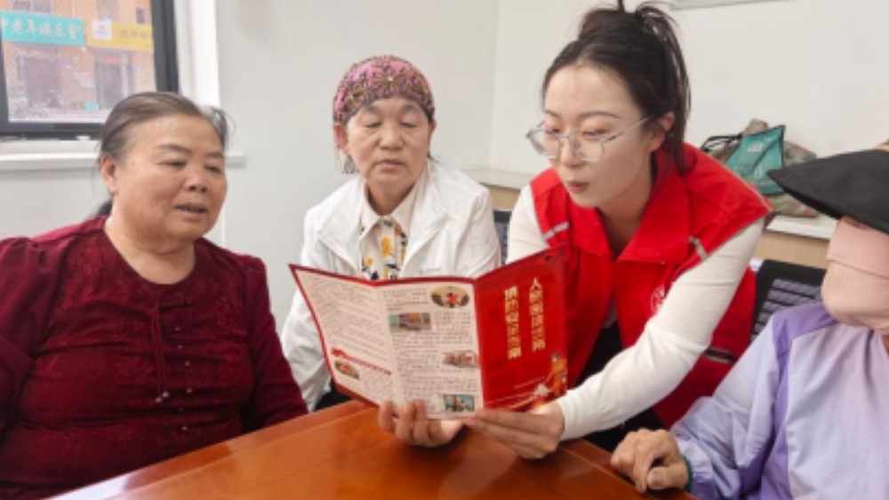 银川市兴庆区雅苑社区：精准普法护银发 法治护航保平安