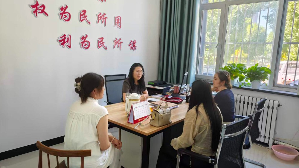 新疆裕民县综治中心成功化解宠物受伤赔偿纠纷