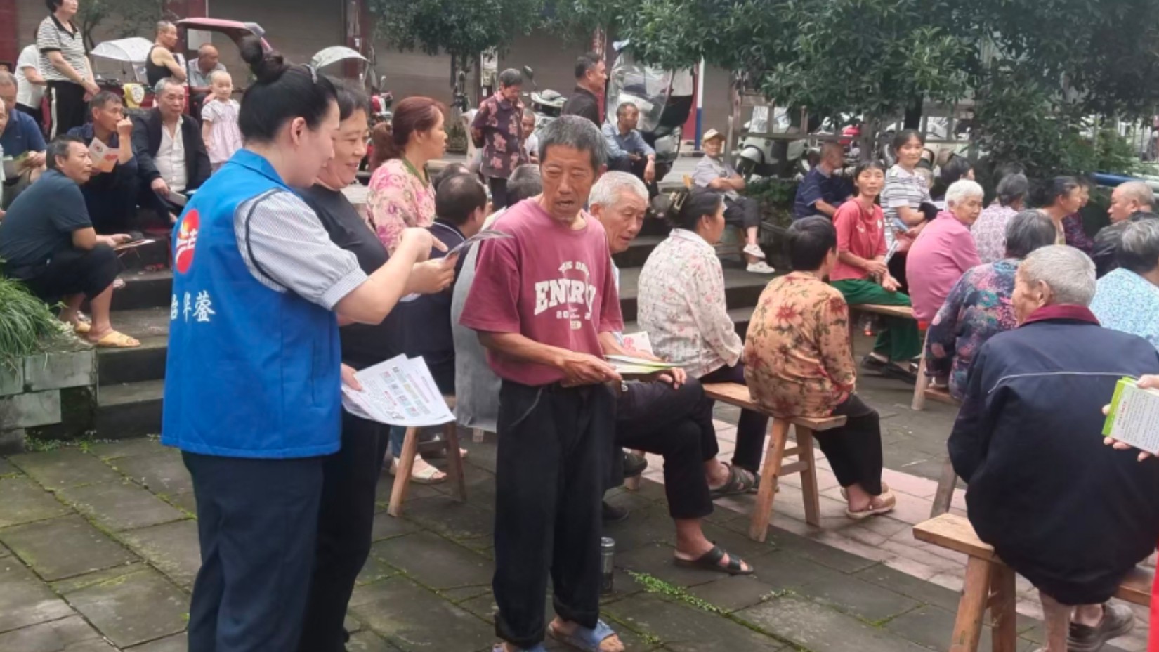 华蓥市阳和司法所：筑牢居民防“毒”墙  共建美好新家园