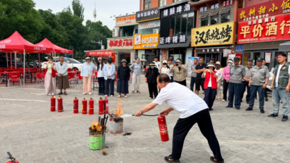 银川市兴庆区雅苑社区： 街巷演练强技能 消防安全护民生