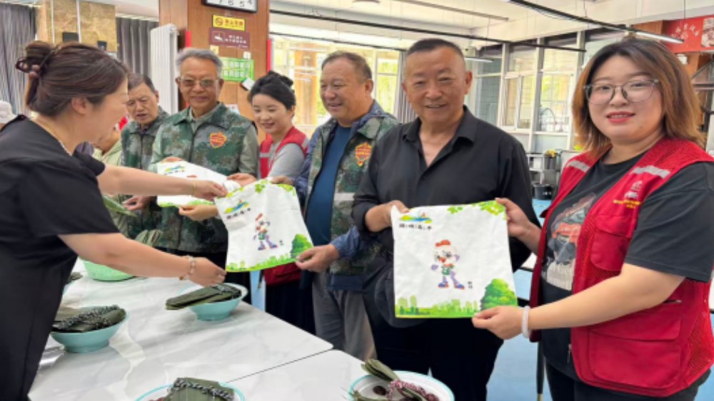 银川市兴庆区泰和社区：端午粽香润邻里 商居共治话文明