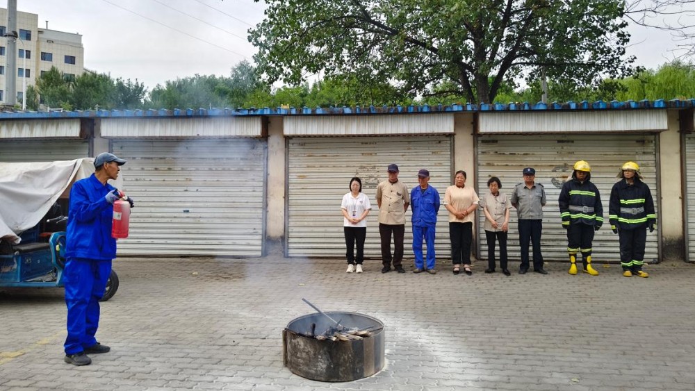 银川市兴庆区双城门社区：消防防震双演练 筑牢防线保平安