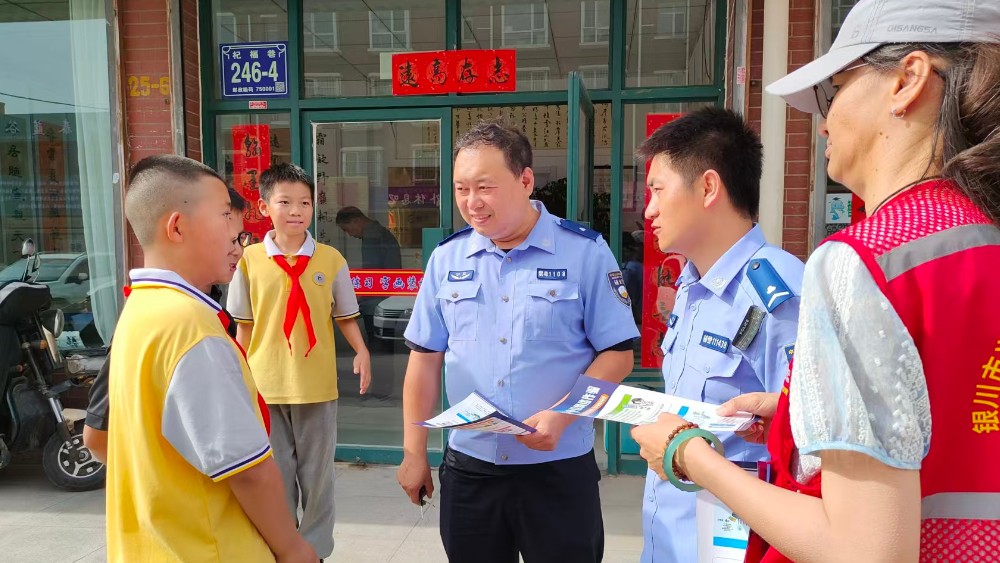银川市兴庆区景湖社区：反诈宣传进万家 平安防线筑心间
