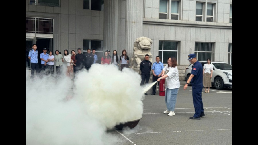 吉林双阳法院联合区消防大队开展“安全生产月”消防应急演练