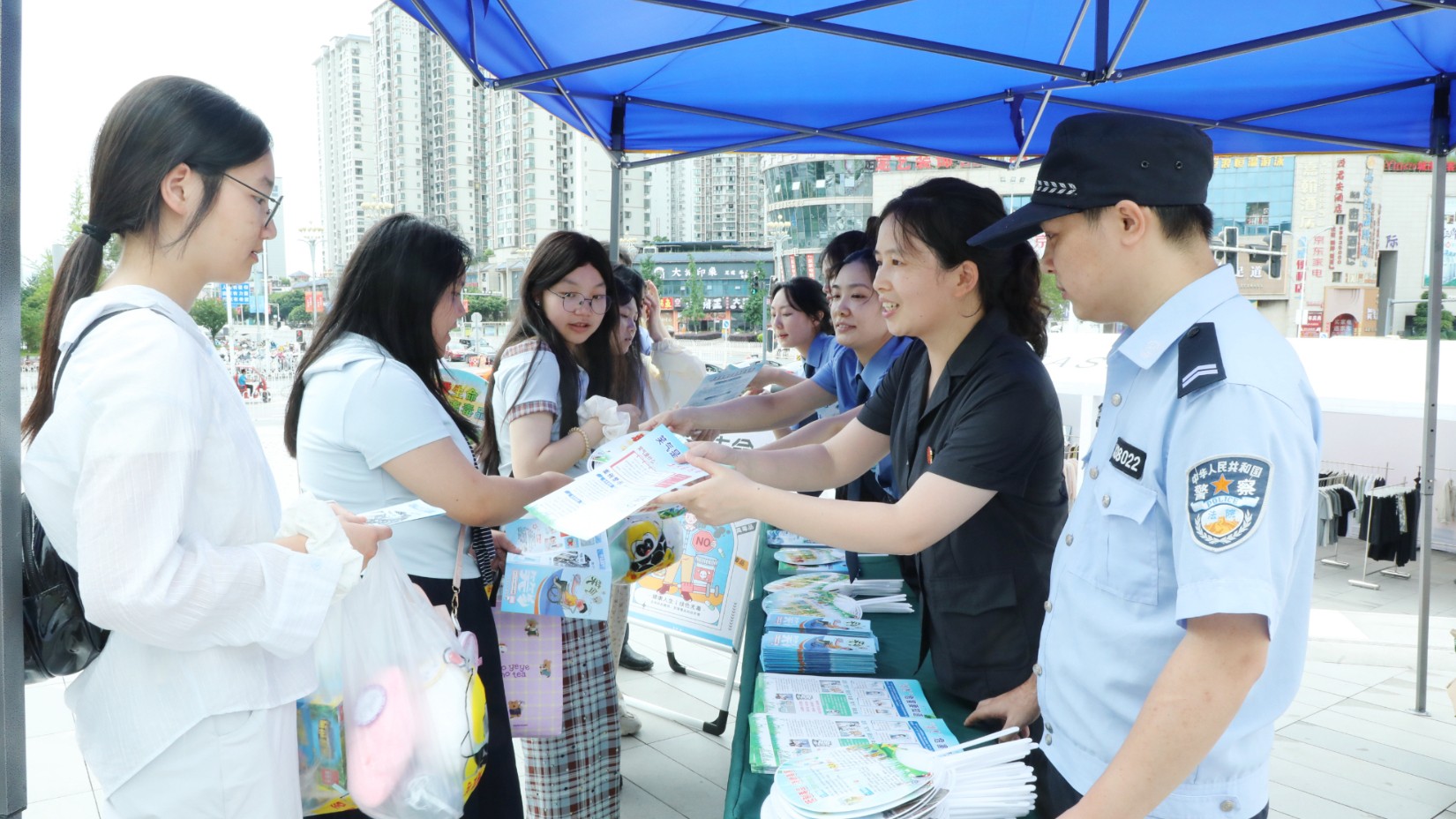 四川广安法院：国际禁毒日｜法护平安  共拒“毒”害