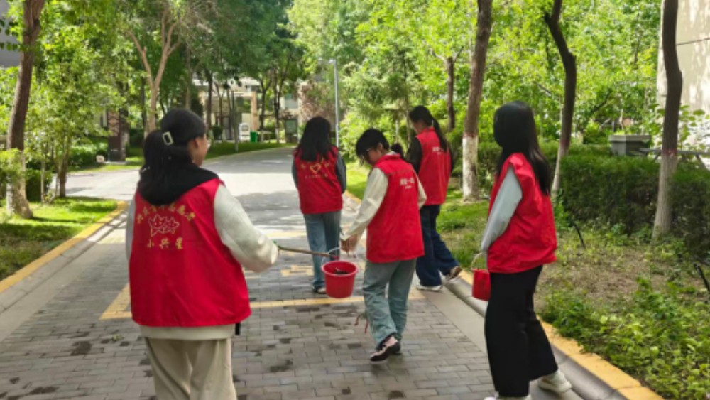 银川市兴庆区泰和社区：志愿护水清河畔，同心普法筑屏障