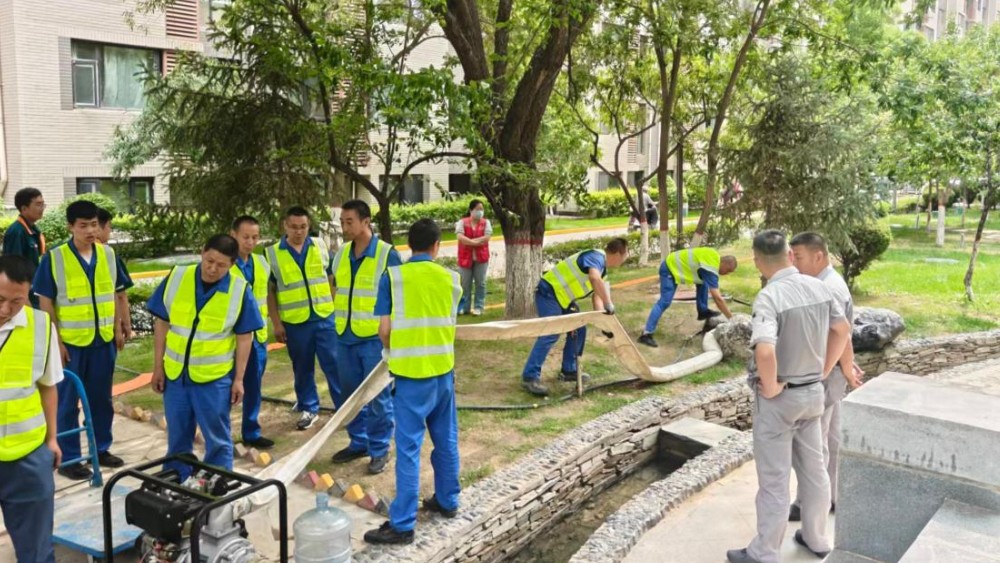 银川市兴庆区泰和社区：以练备战筑牢防汛堤，联防联动守护居民安