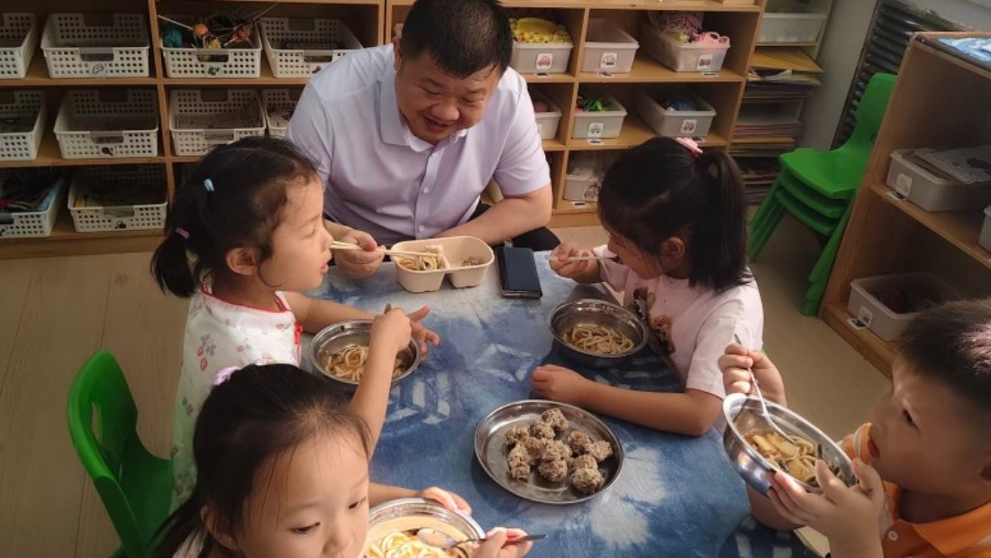 新疆霍尔果斯市人民法院：筑牢食品安全防线 关爱儿童健康成长