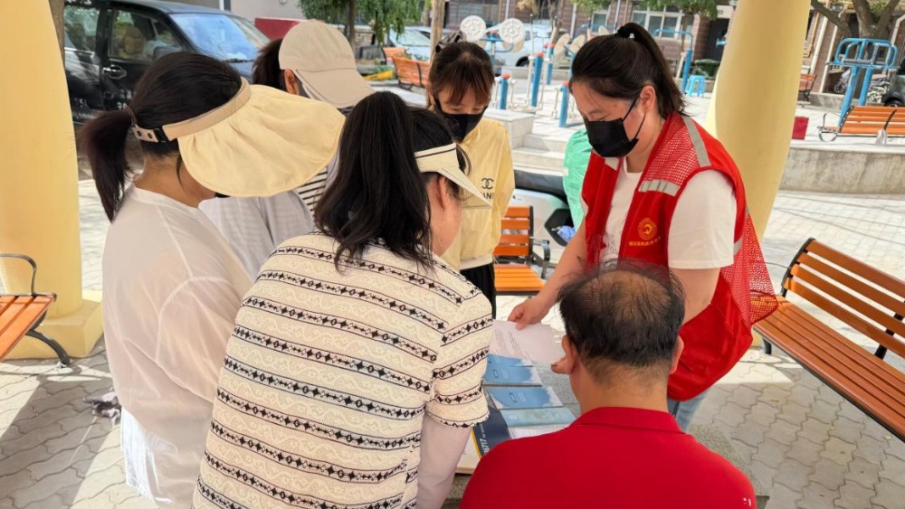 银川市兴庆区信义社区：企社联动送岗位，法治护航促就业