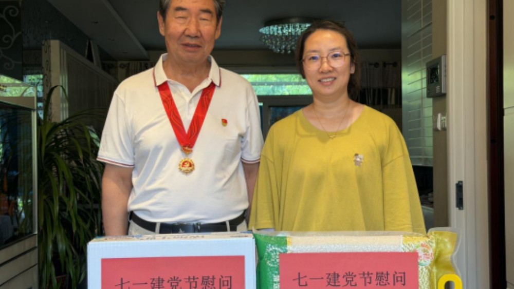 银川市兴庆区观湖社区：走访慰问送关怀 党群连心聚合力