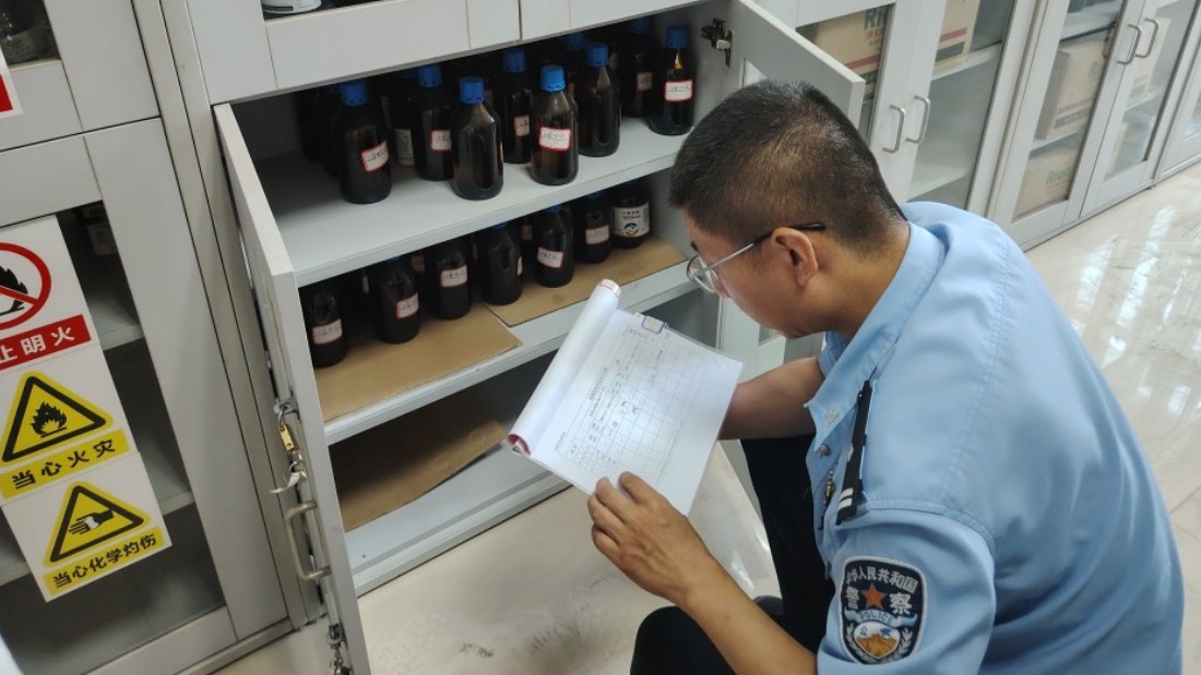 新疆奎屯市公安局：严查易制毒监管漏洞 筑牢源头安全防线