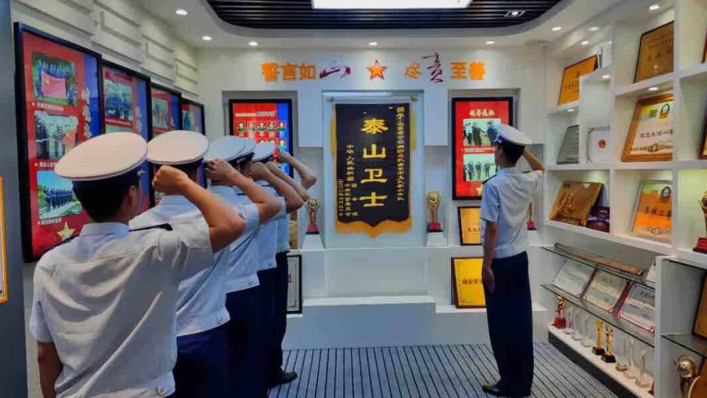 泰山消防救援站党支部获“全国先进基层党组织”称号 解读殊荣背后的钢铁答案