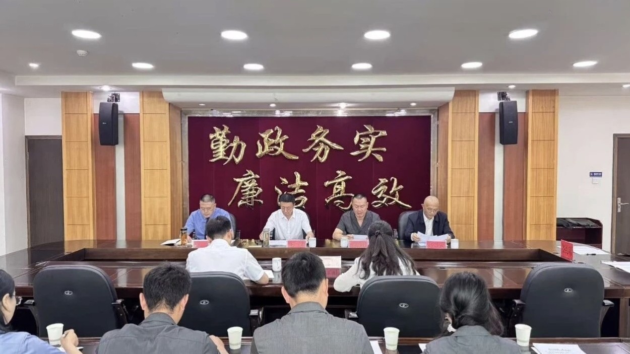 四川：冕宁县与成都大学法学院签署校地合作协议 共建法治实践育人平台