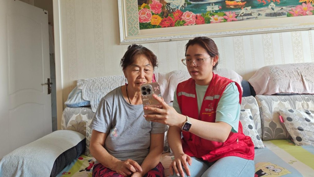 银川市兴庆区观湖社区：暖心为老解难题，依法护老显温情