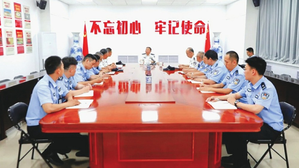 交流座谈 调研指导 淬炼队伍