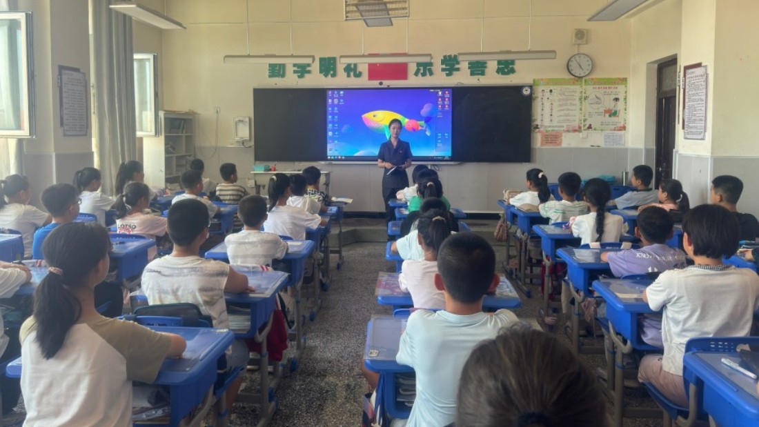 新疆沙湾市人民法院：法治宣讲进校园 筑牢暑期“安全线”