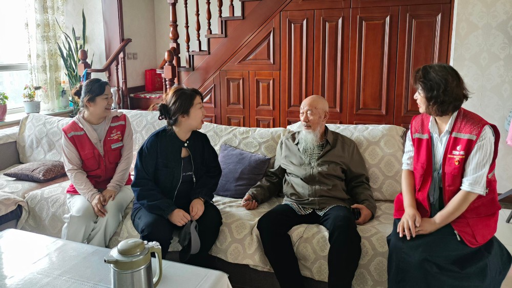 银川市兴庆区泰和社区：依法调解化纠纷，石榴结籽聚民心