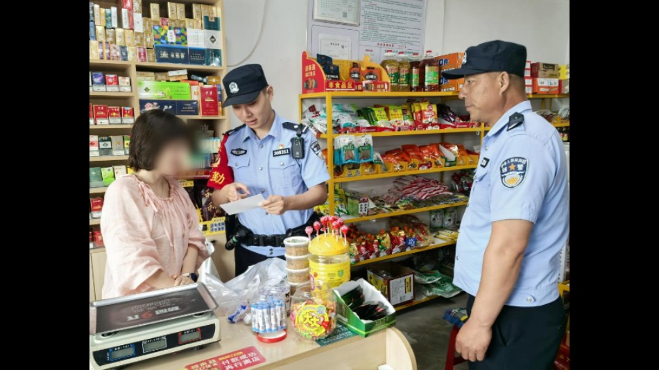 吉林双辽公安卧虎派出所：小卡片“兜”住大民生 “上门纳谏”绘就服务“同心圆