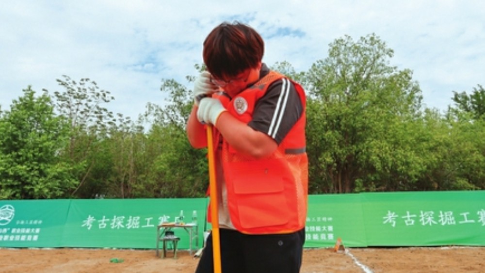 武晓俊：青春在探铲下闪光
