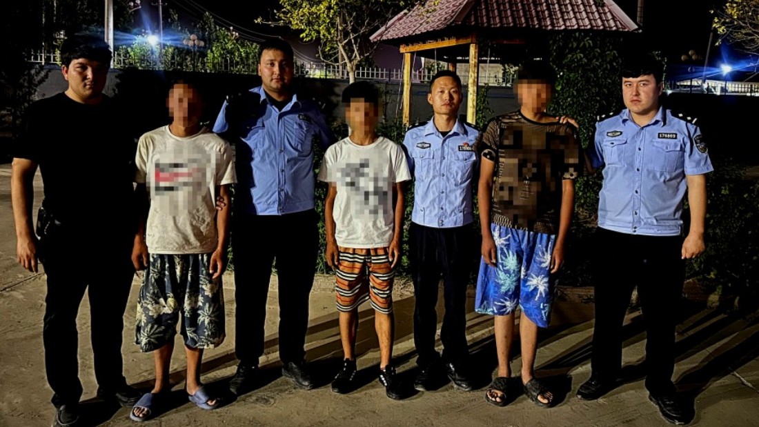 好心借手机，反遭盗刷4400元！新疆洛浦县公安局迅速抓获3名嫌疑人