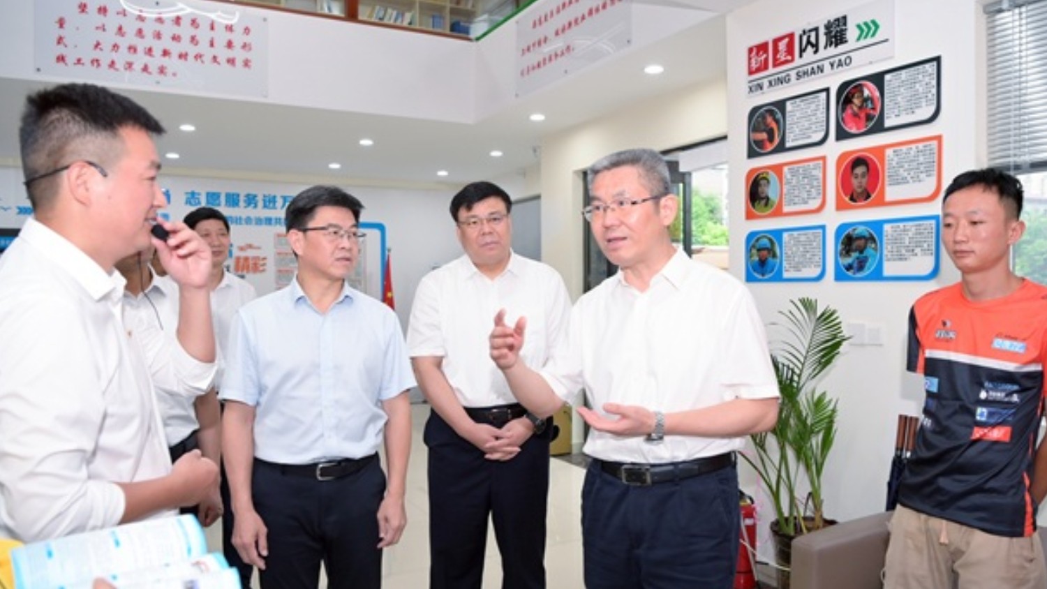 袁勤华在乐平市调研法治建设并接待来访群众