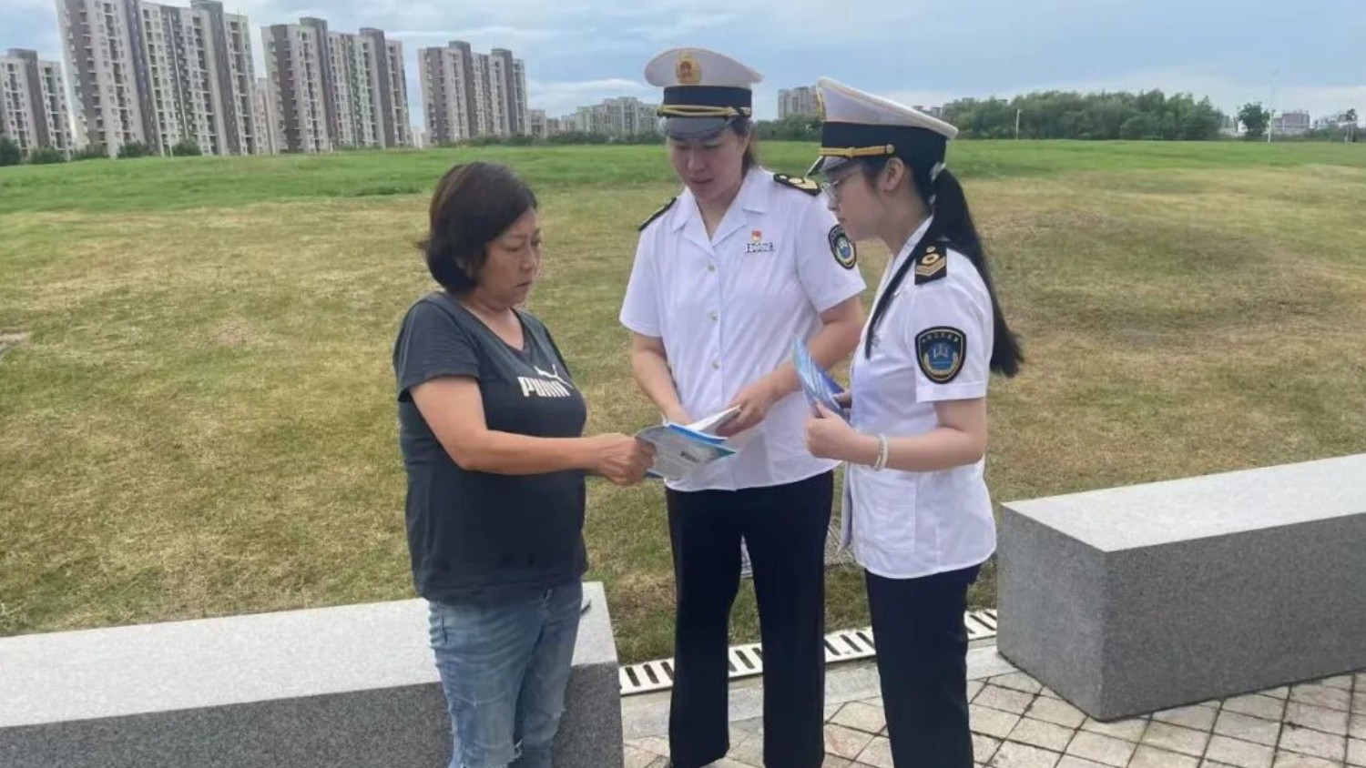 【工作动态】法护城河，健康相伴——青浦区疾控（卫监）普法活动进行时