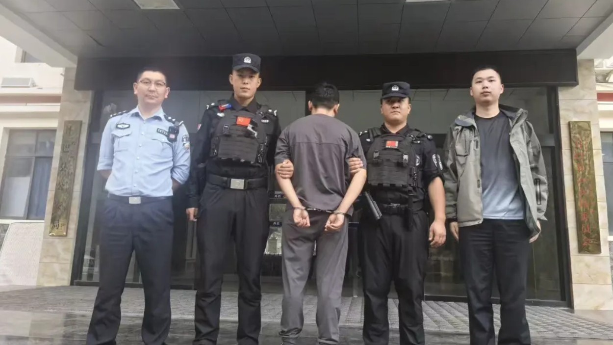 法网恢恢！潜逃22年境外藏匿命案逃犯在丹巴县落网