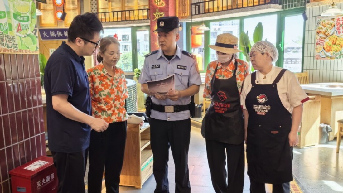 新疆奎屯市公安局匠心绘制新疆维吾尔自治区第十五届运动会“平安底色”
