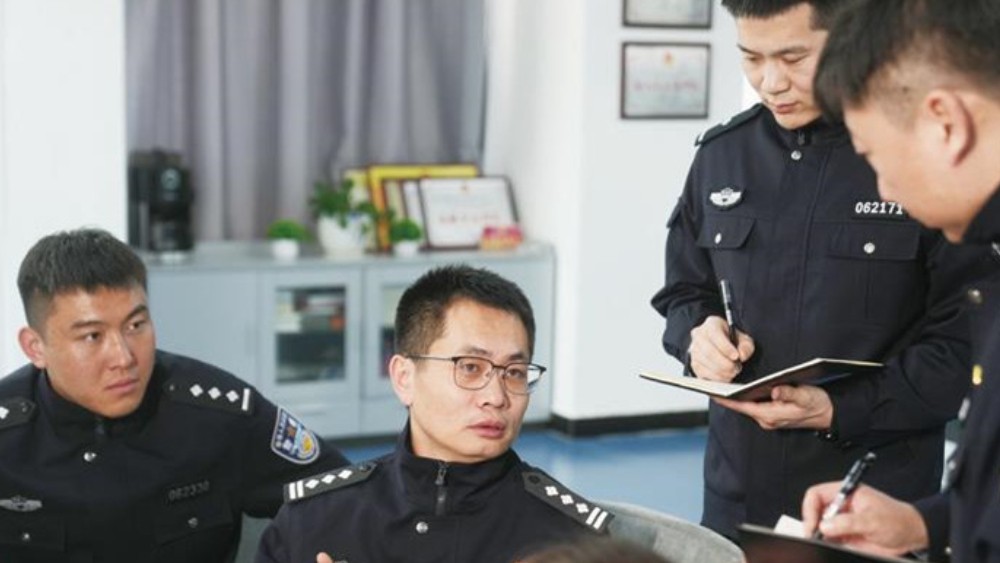 勤学善研攻要案 建言献策强治理