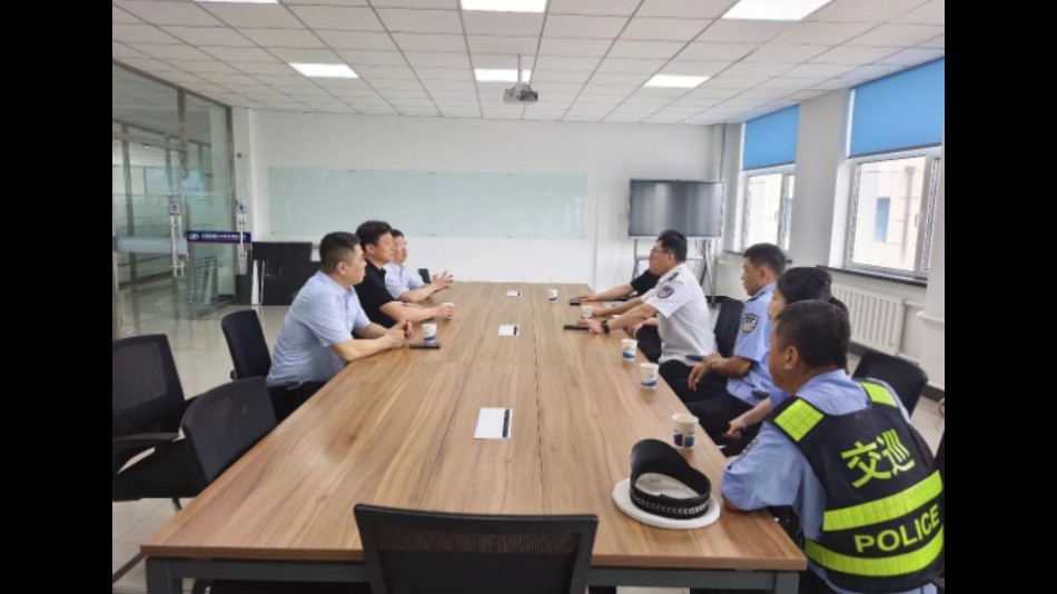 走访调研纾企困 精细交管优营商——吉林长春交警实地踏查施策破解企业出行难题