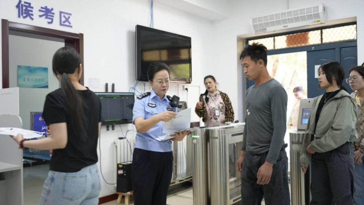 新疆克拉玛依市车管所暖心举措护航驾考高峰