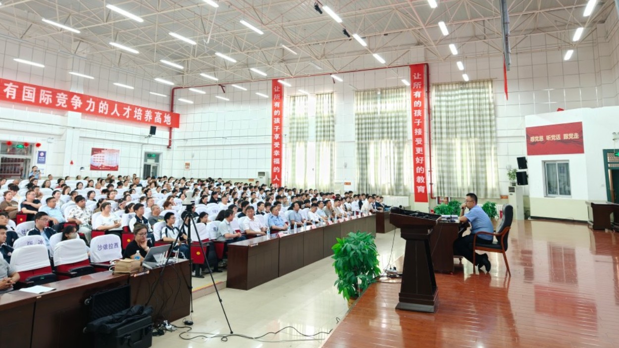 新疆克拉玛依市公安局：向违规骑行电动车说“不”