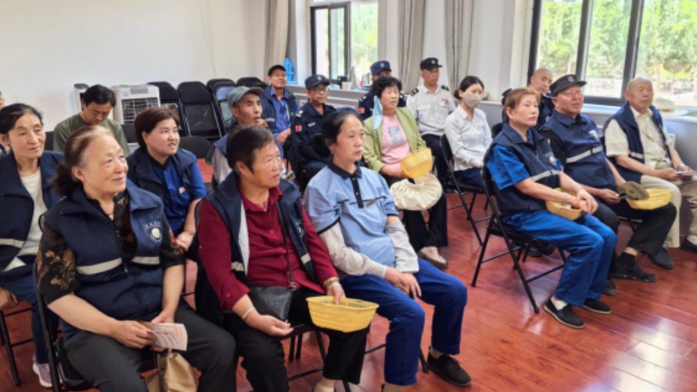 银川市金凤区清馨苑社区：积分兑好礼 群防群治筑平安
