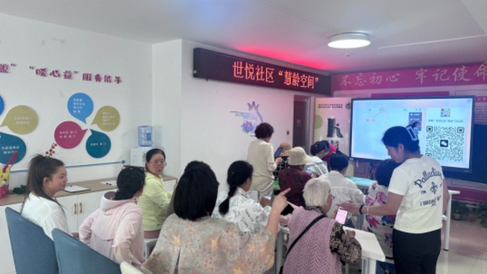 银川市金凤区世悦社区：智能助老跨越鸿沟 反诈护航守好钱袋