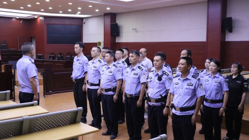 内江市威远县法院司法警察大队“三化”措施筑牢法庭安全防线