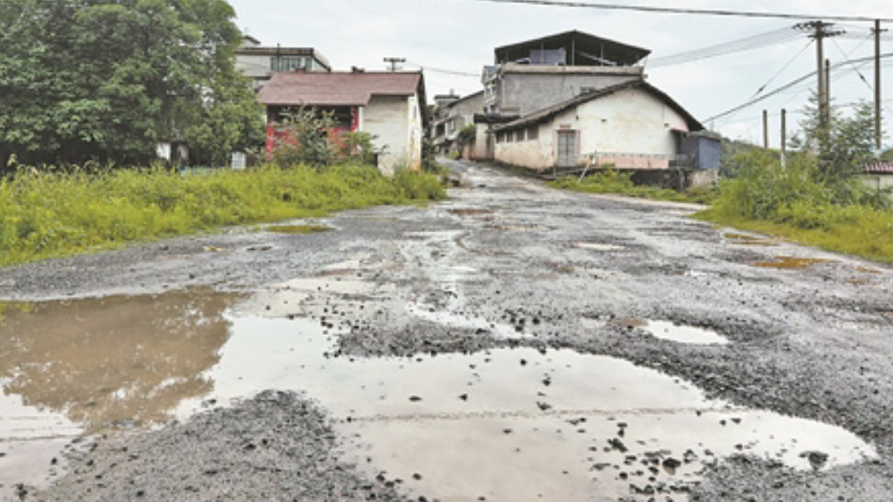 赣州瑞金瑞拔公路五年久建未成 记者调查建设堵点 复工后预计本月底全线通车