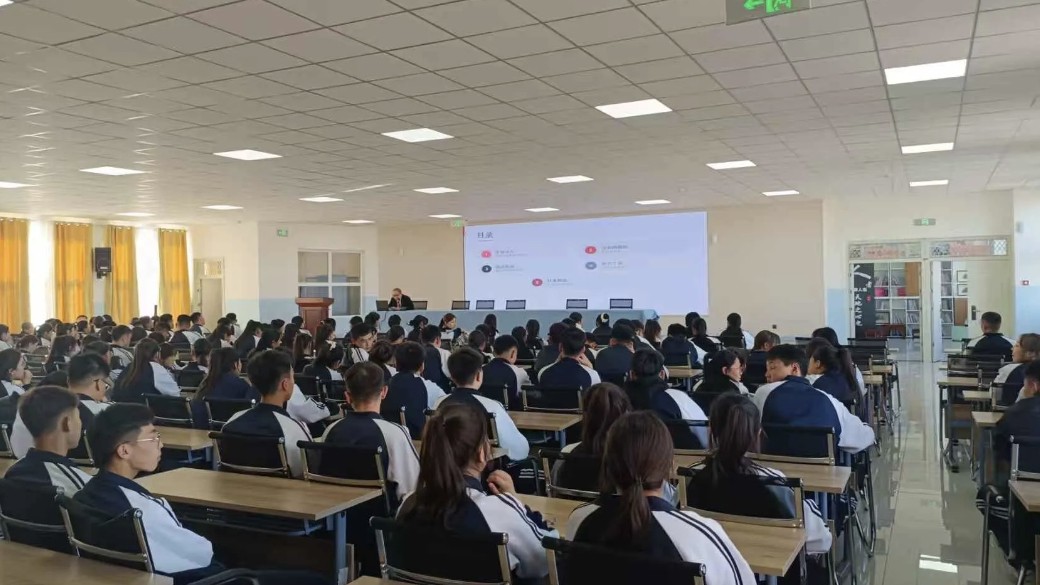 新疆和布克赛尔县人民法院：暑期普法进校园 法治护航少年行