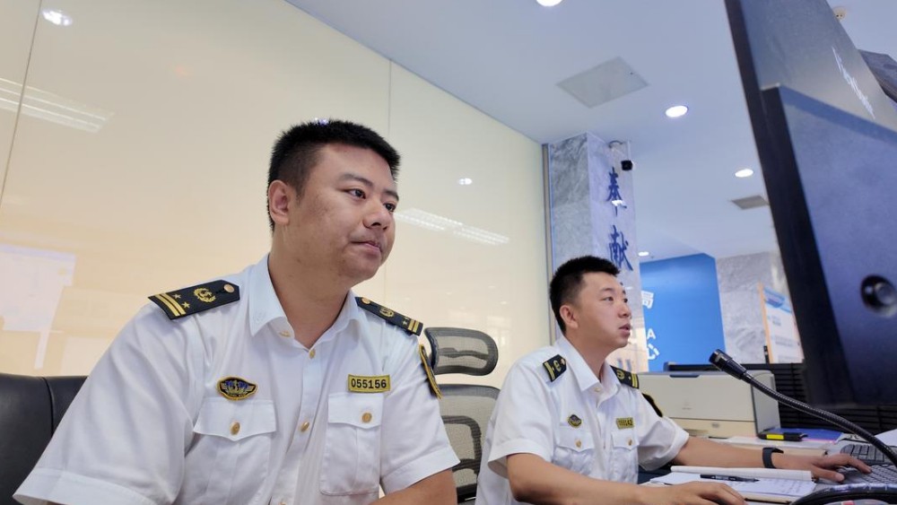 海运咽喉变身海上“停车场”